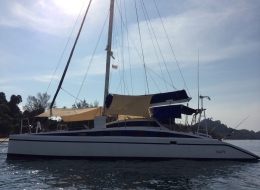 Katamaran Swift blick vom hafen